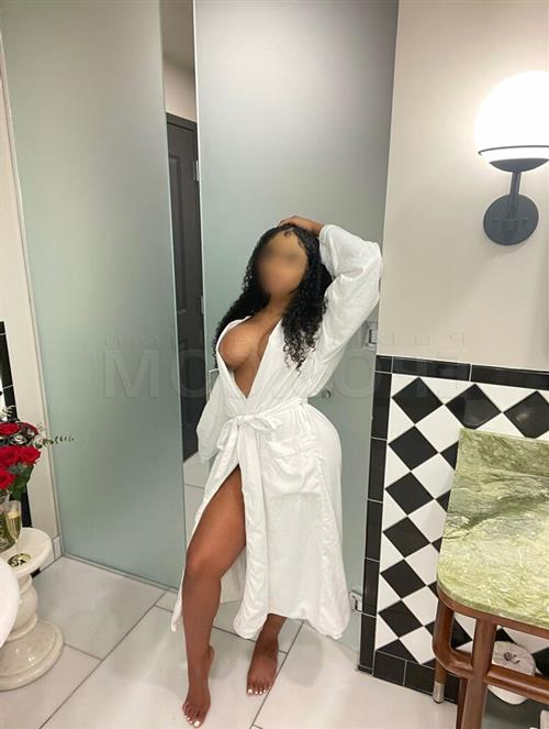 Elina-Maaria, escort i Halmstad - 434