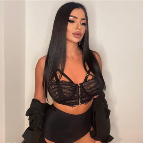 Escort Ella-Paulina - 9437