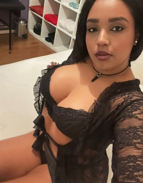 Khooshbu, escort i Skövde - 10248